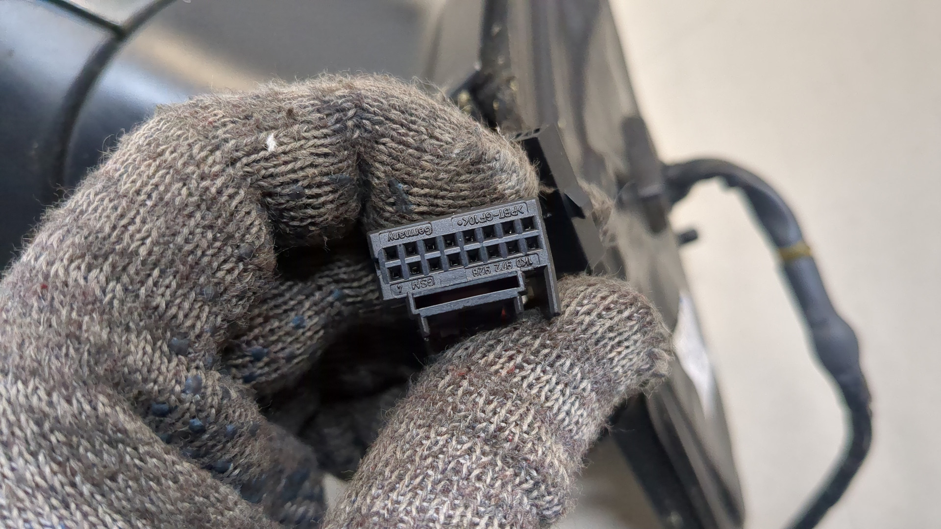 Зеркало левое электрическое