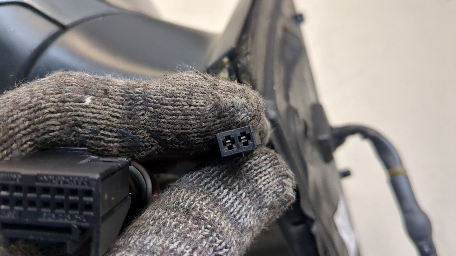 Зеркало левое электрическое