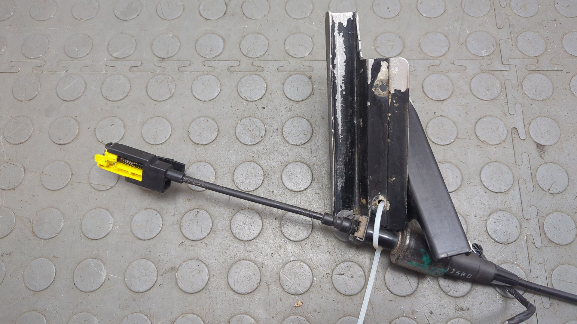 Трос КПП (выбора/переключения передач)