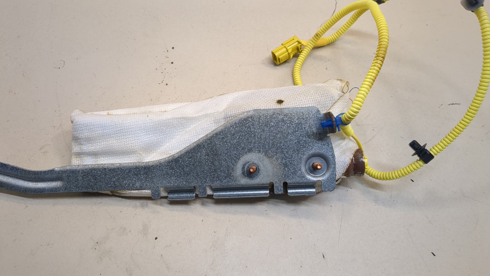 Подушка безопасности боковая (в сиденье)