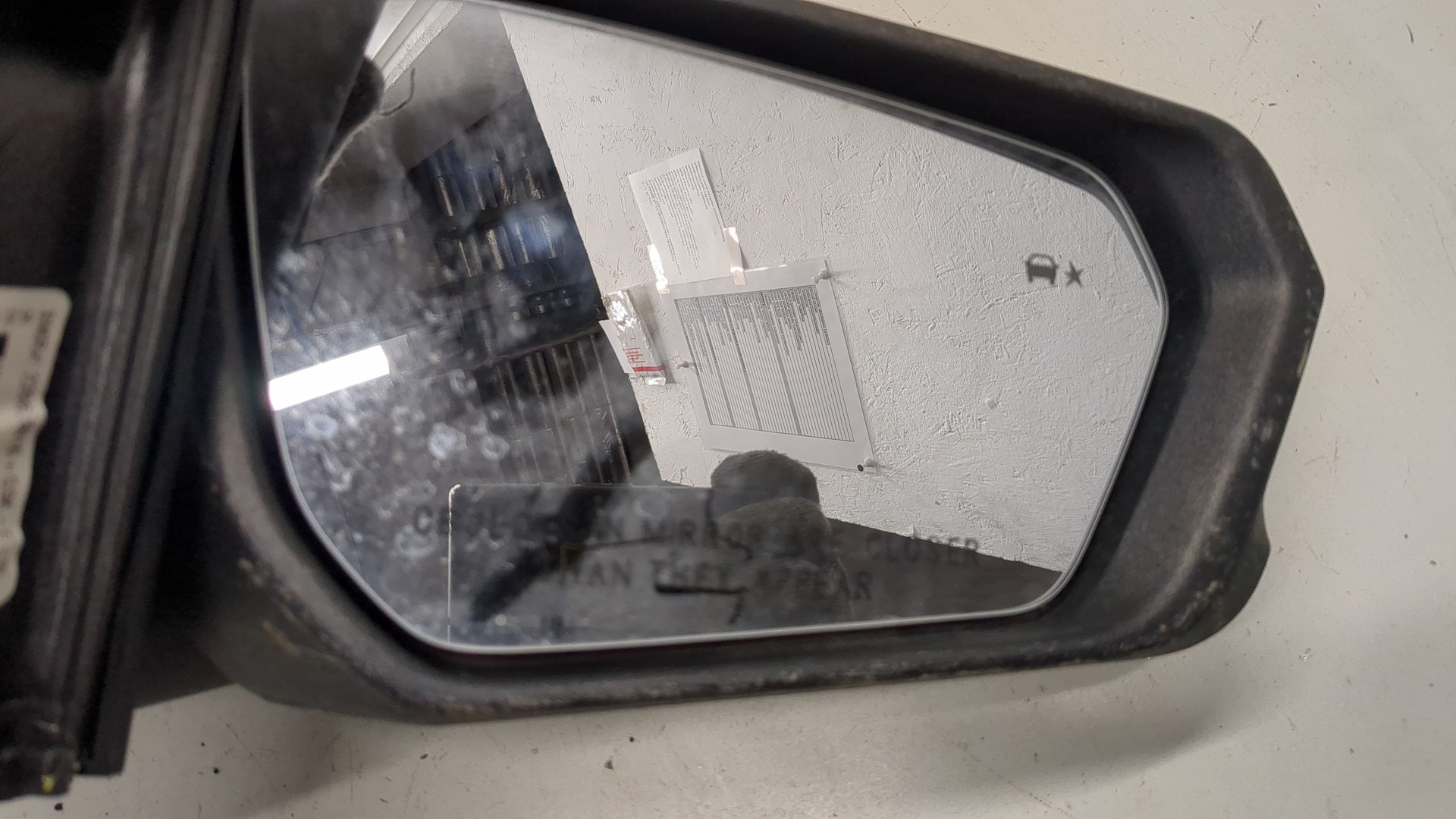 Зеркало правое электрическое