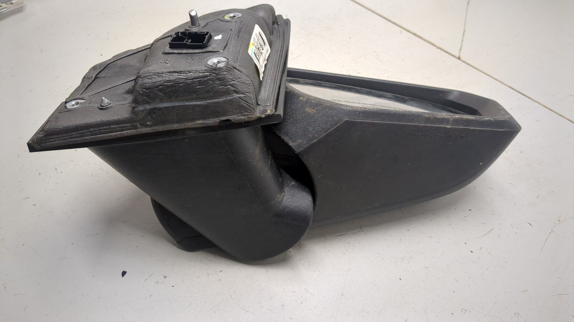 Зеркало правое электрическое