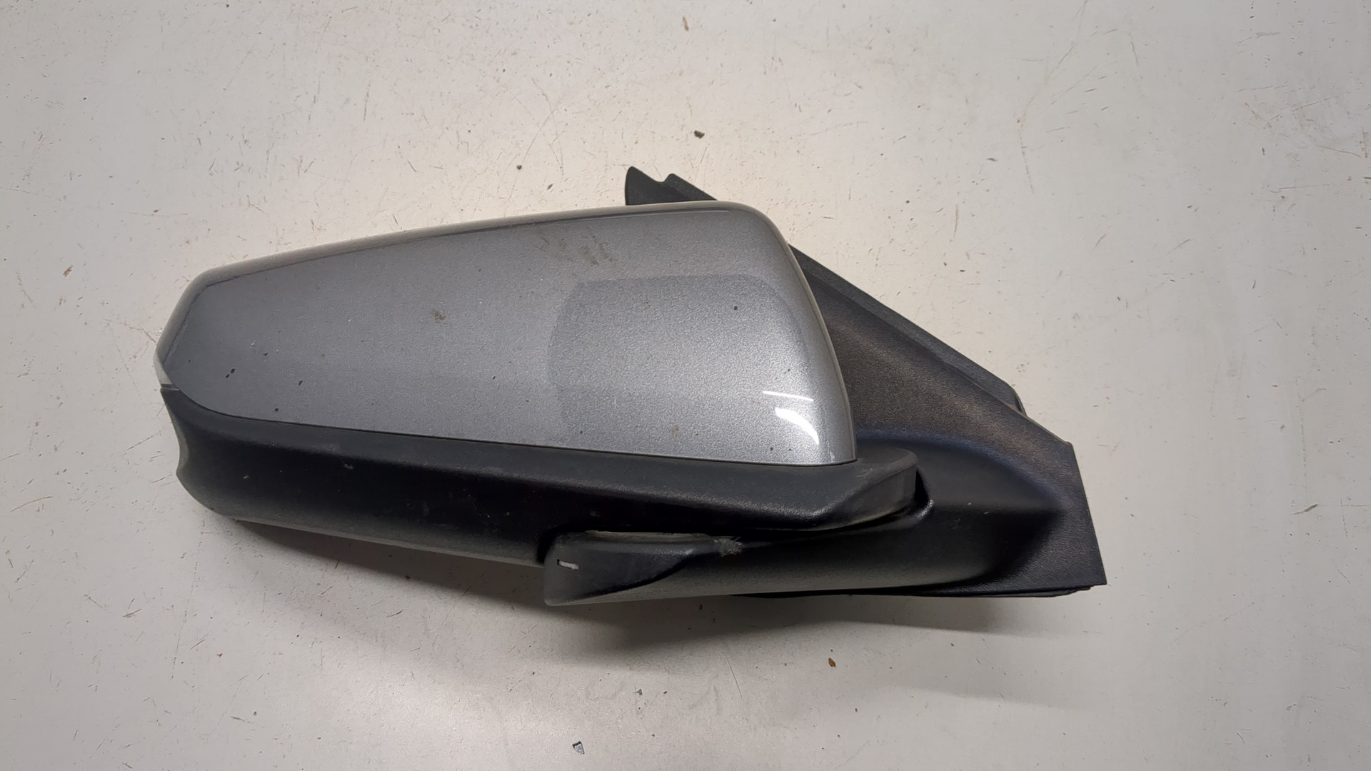 Зеркало правое электрическое