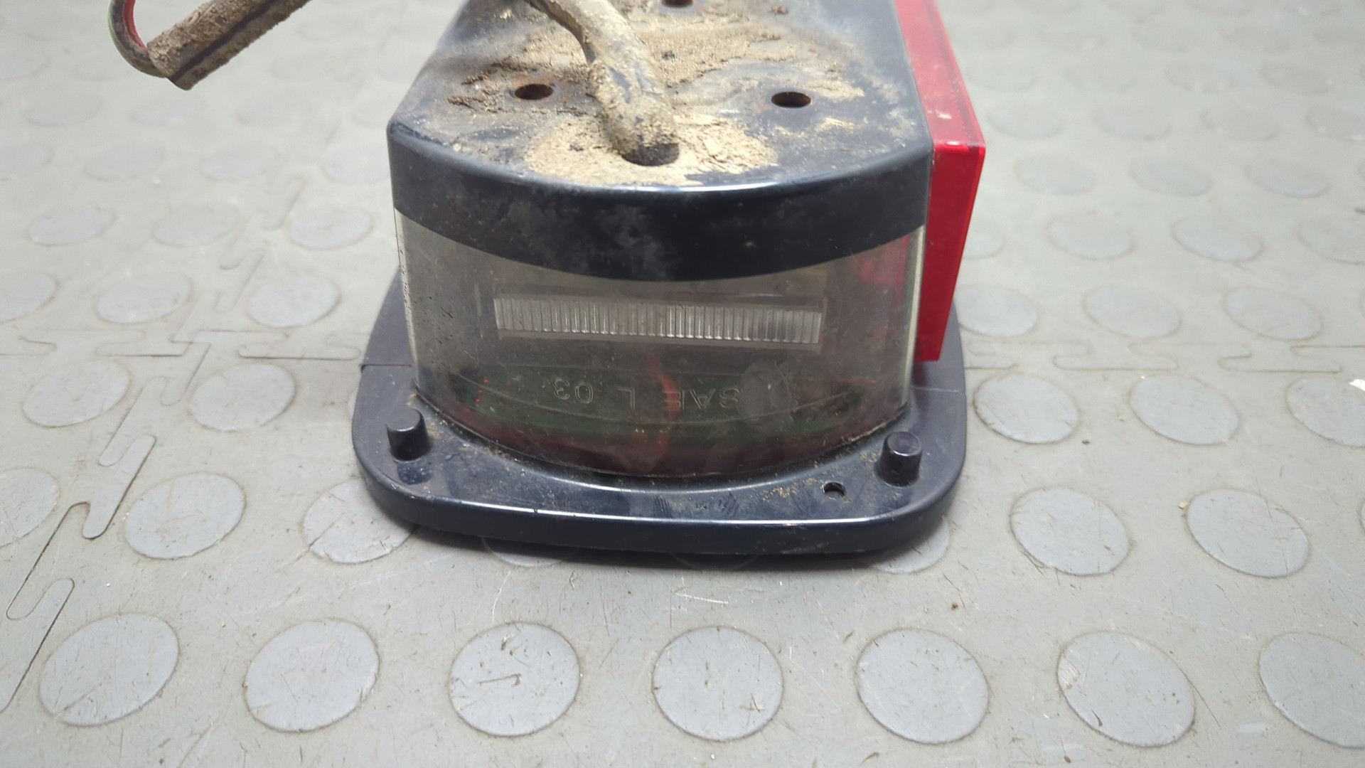 Фонарь задний левый