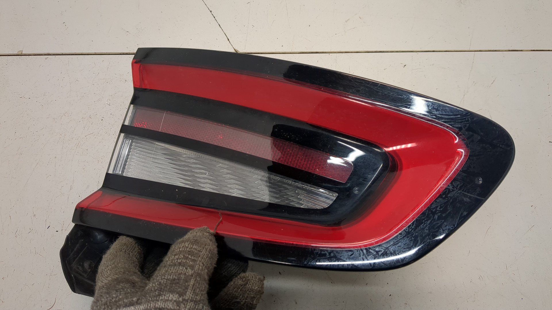 Фонарь задний левый