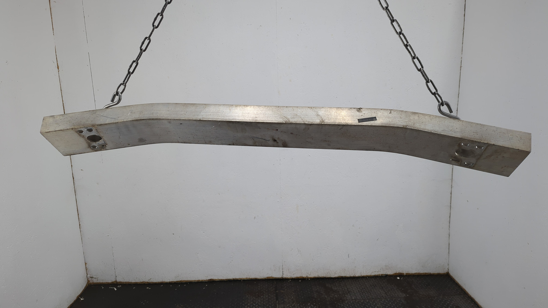 Усилитель переднего бампера