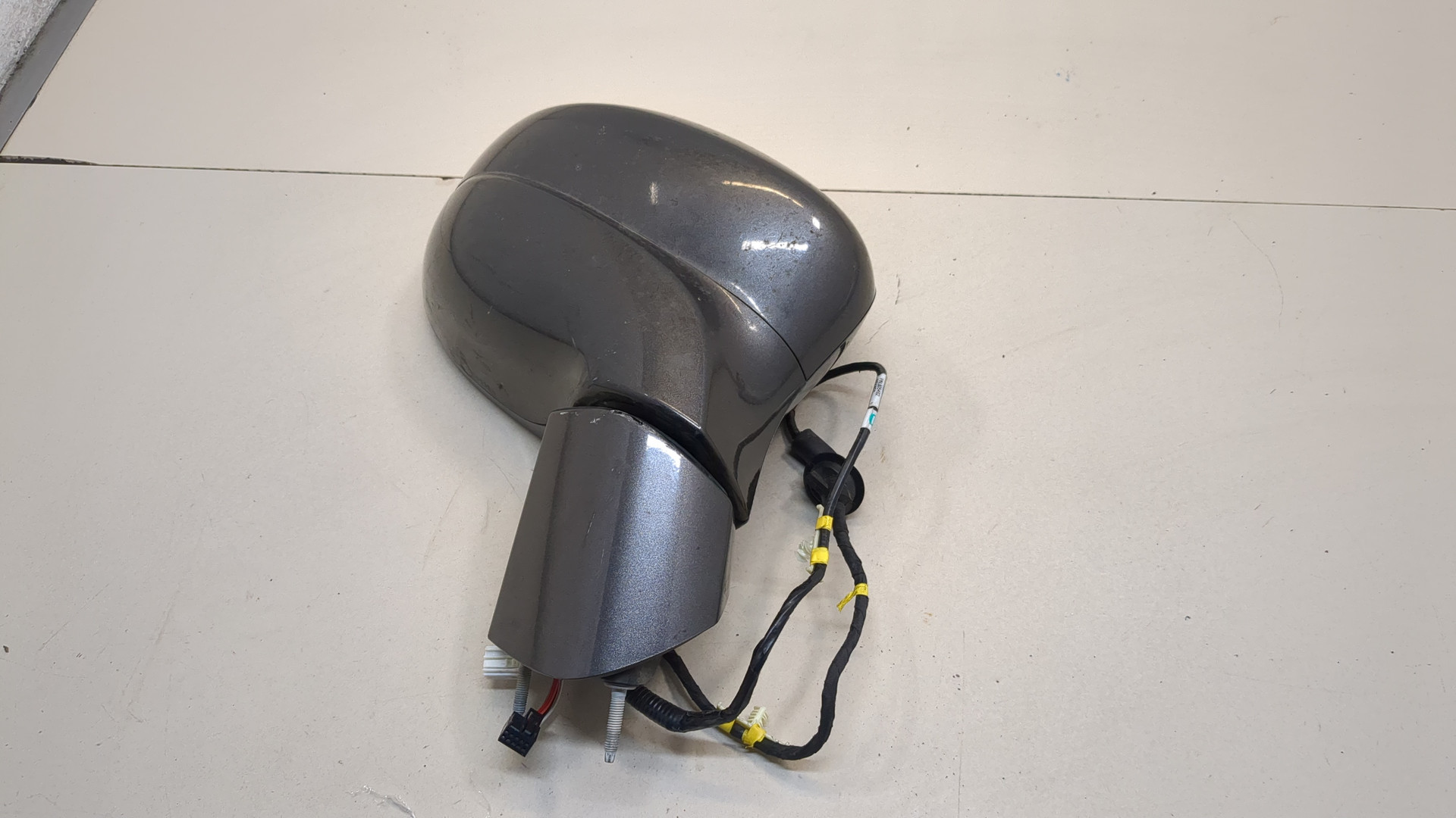 Зеркало правое электрическое