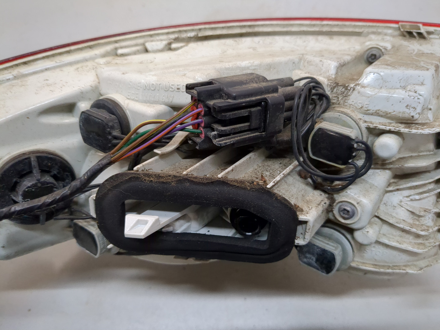 Фонарь задний правый