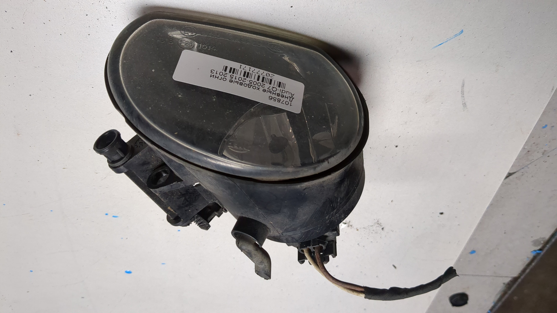 Фара противотуманная левая