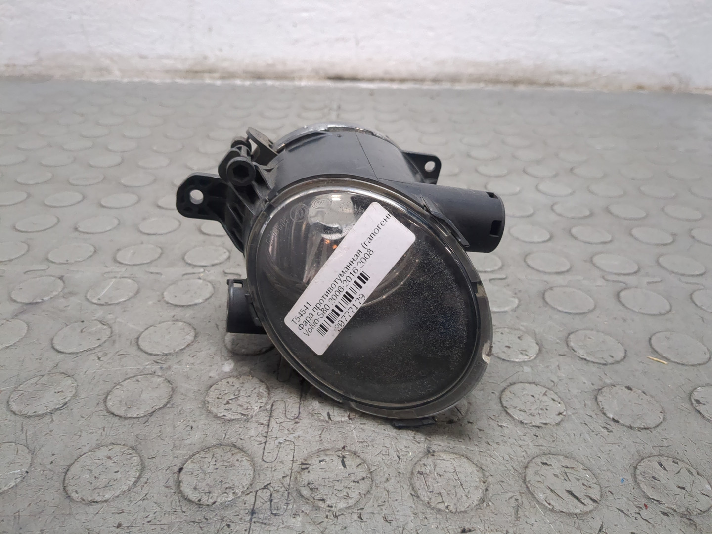 Фара противотуманная левая