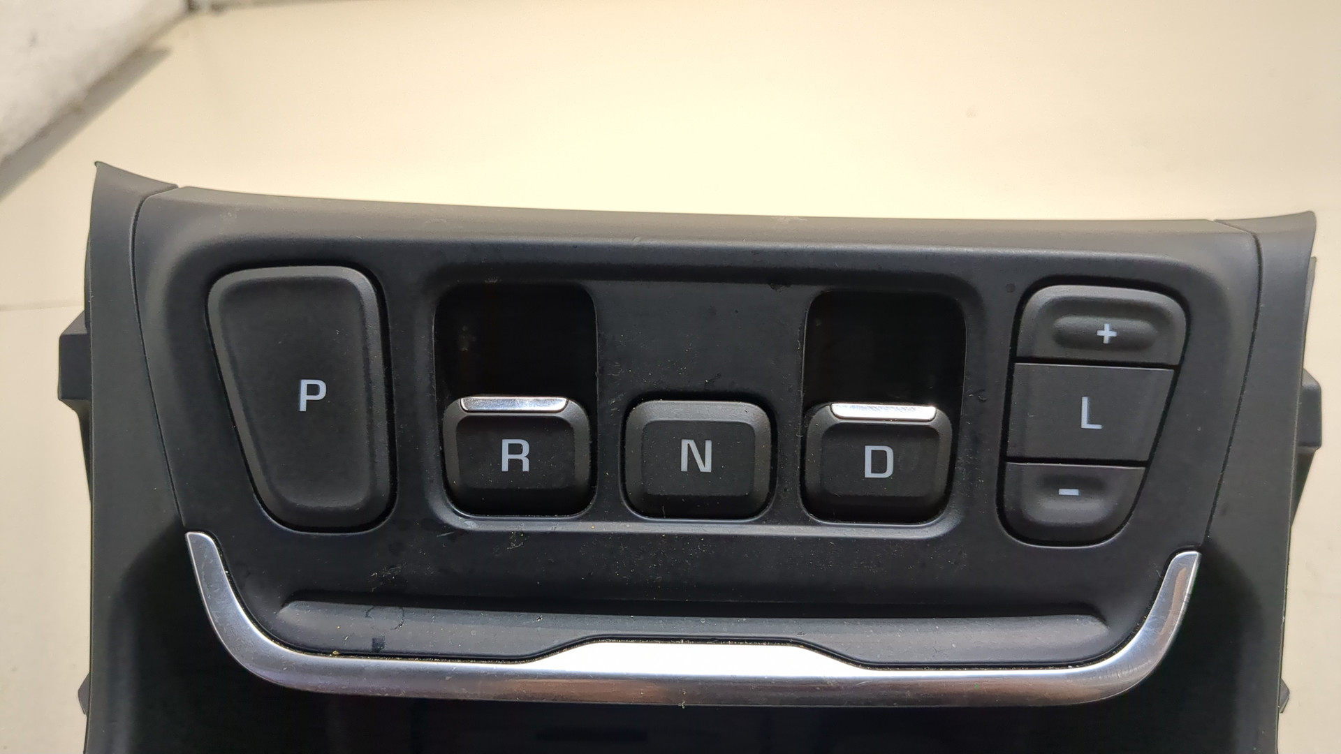 Кулиса МКПП / АКПП