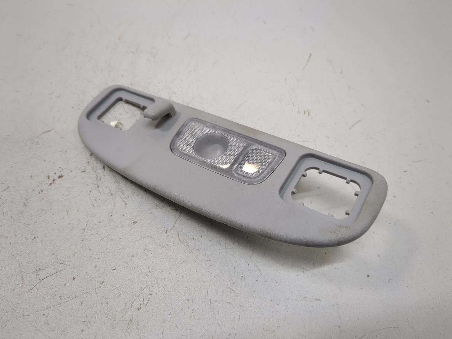 Плафон салонный