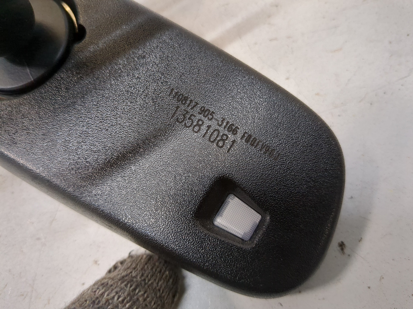 Зеркало заднего вида