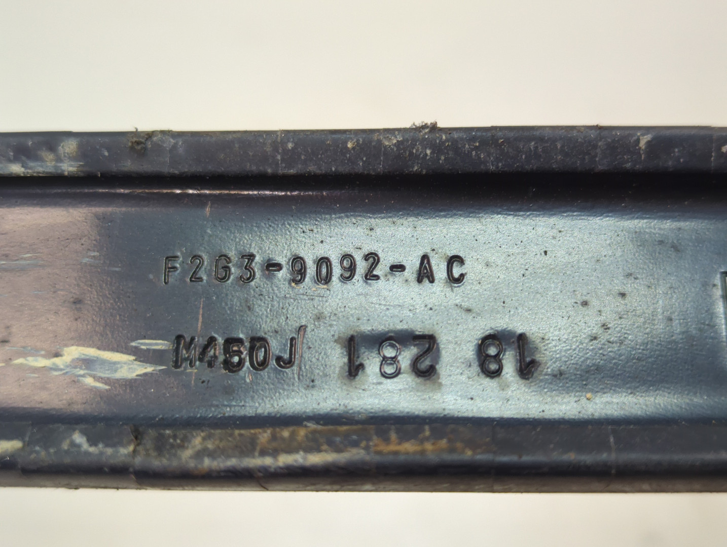 Лента крепления бензобака