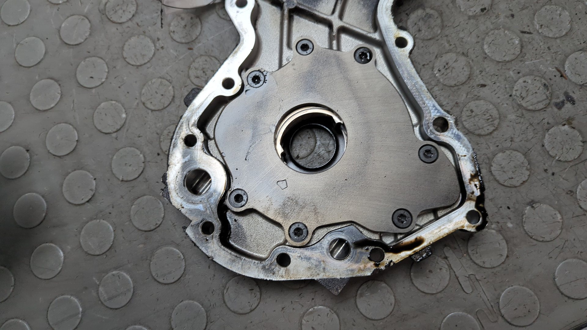 Насос масляный