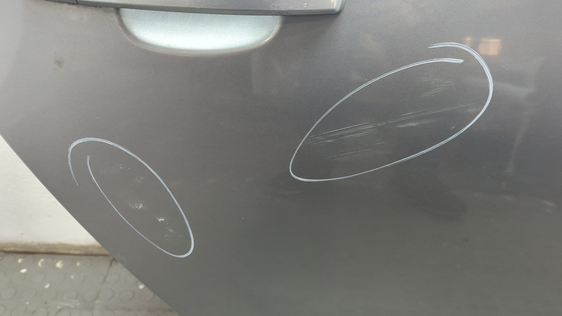 Дверь задняя правая