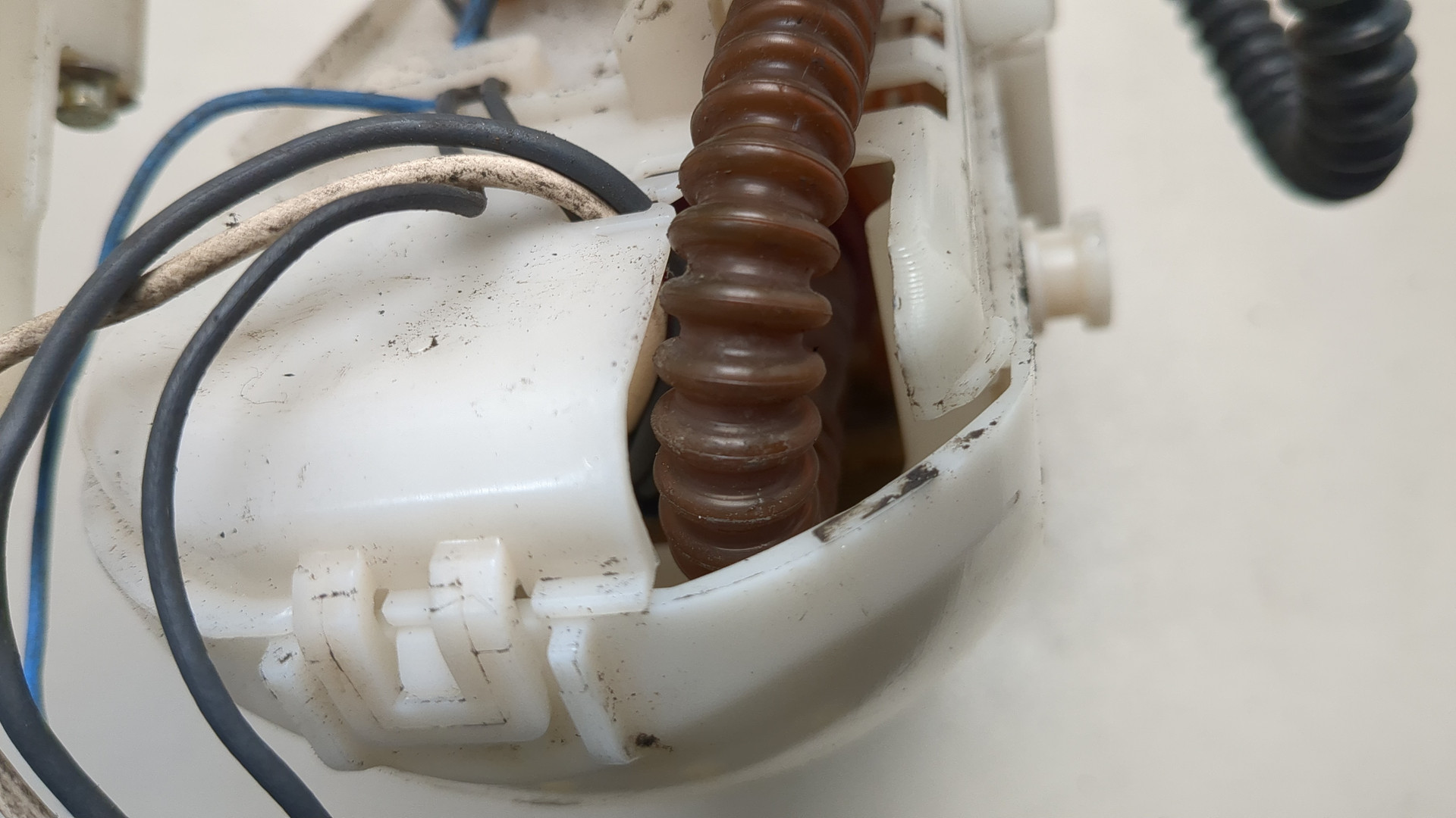 Насос топливный электрический