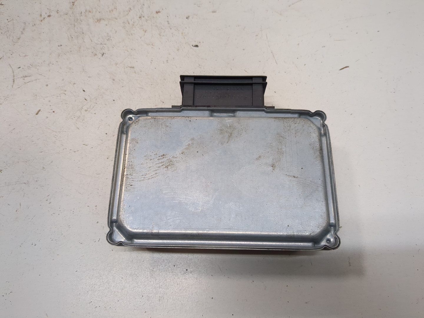 Преобразователь напряжения (адаптер)