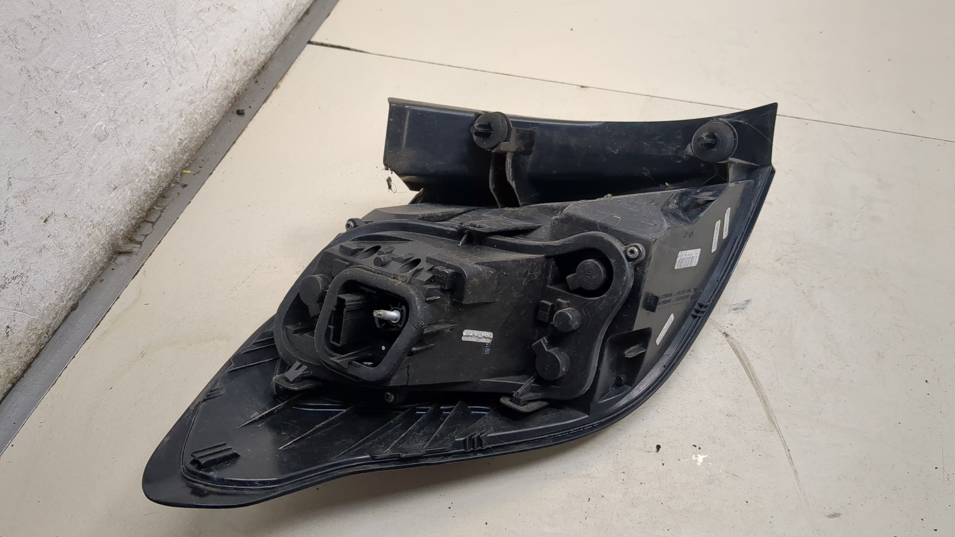 Фонарь задний правый