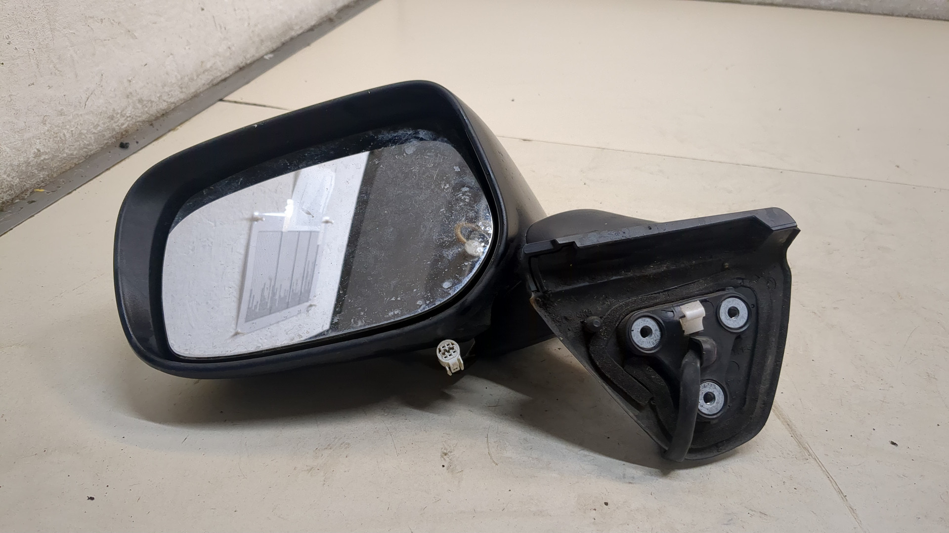 Зеркало левое электрическое