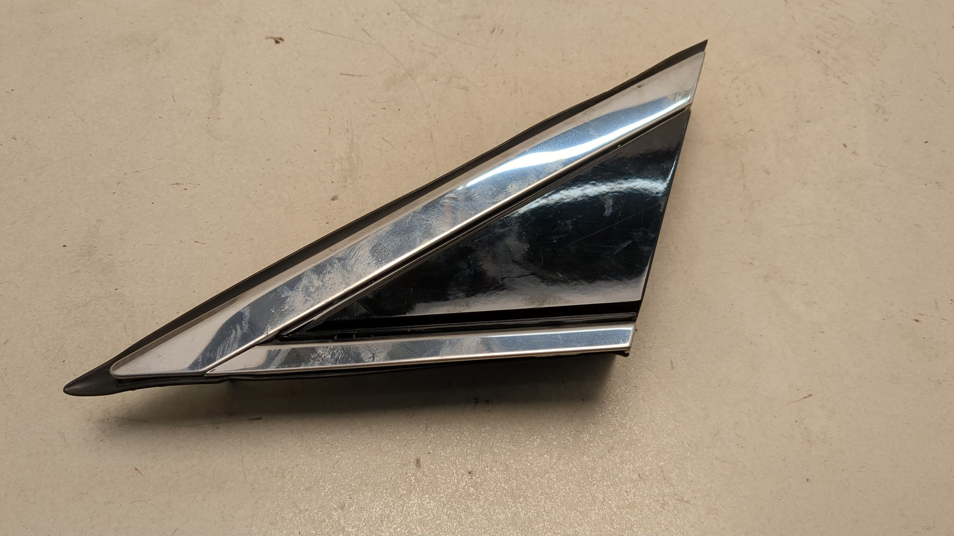 Накладка (кузов наружные)