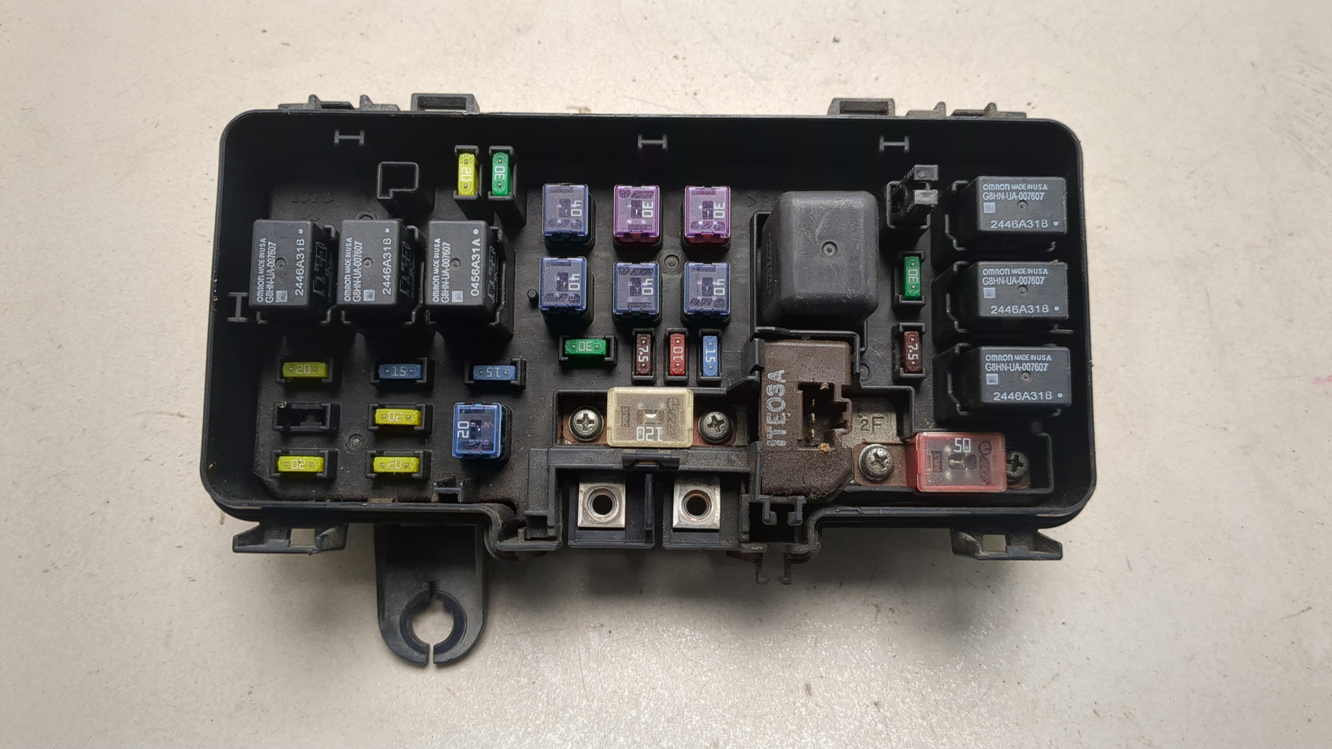 Блок предохранителей