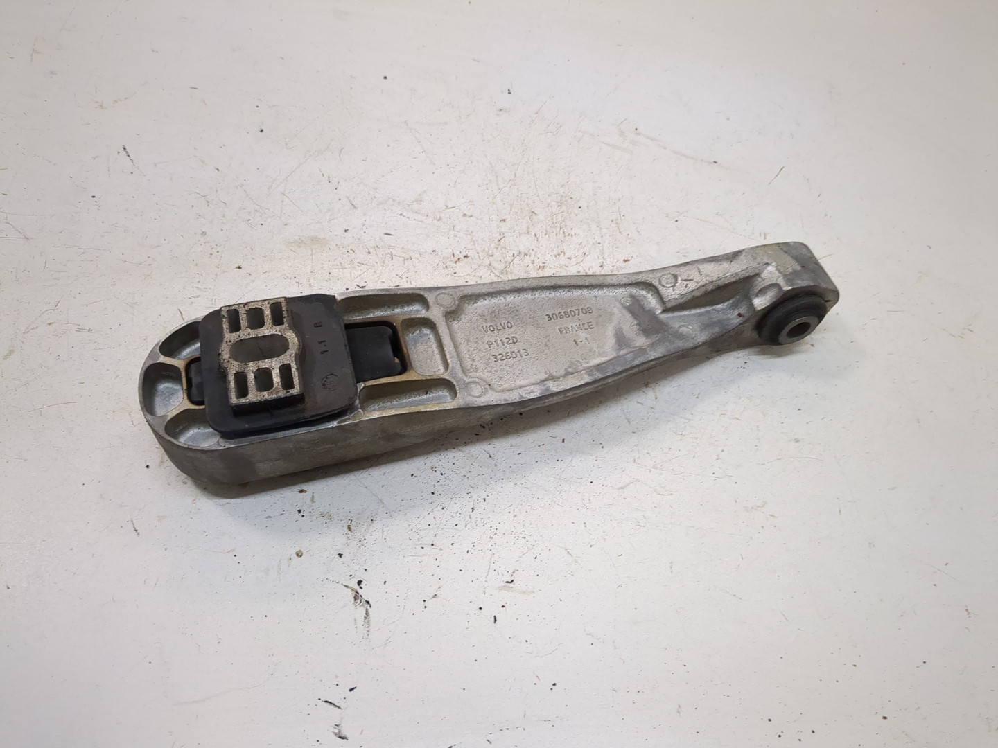 Опора двигателя