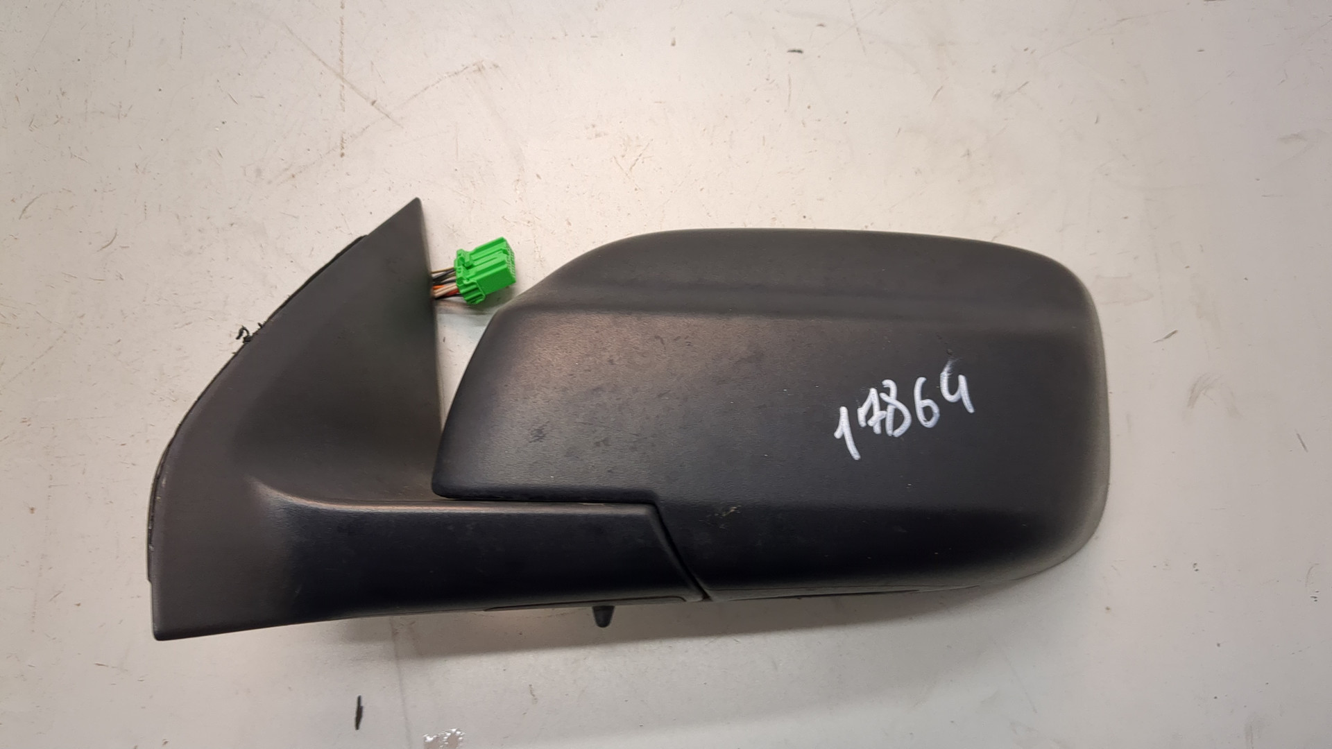 Зеркало левое электрическое