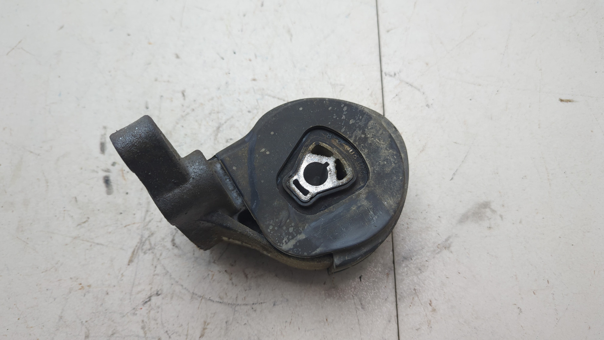 Опора двигателя