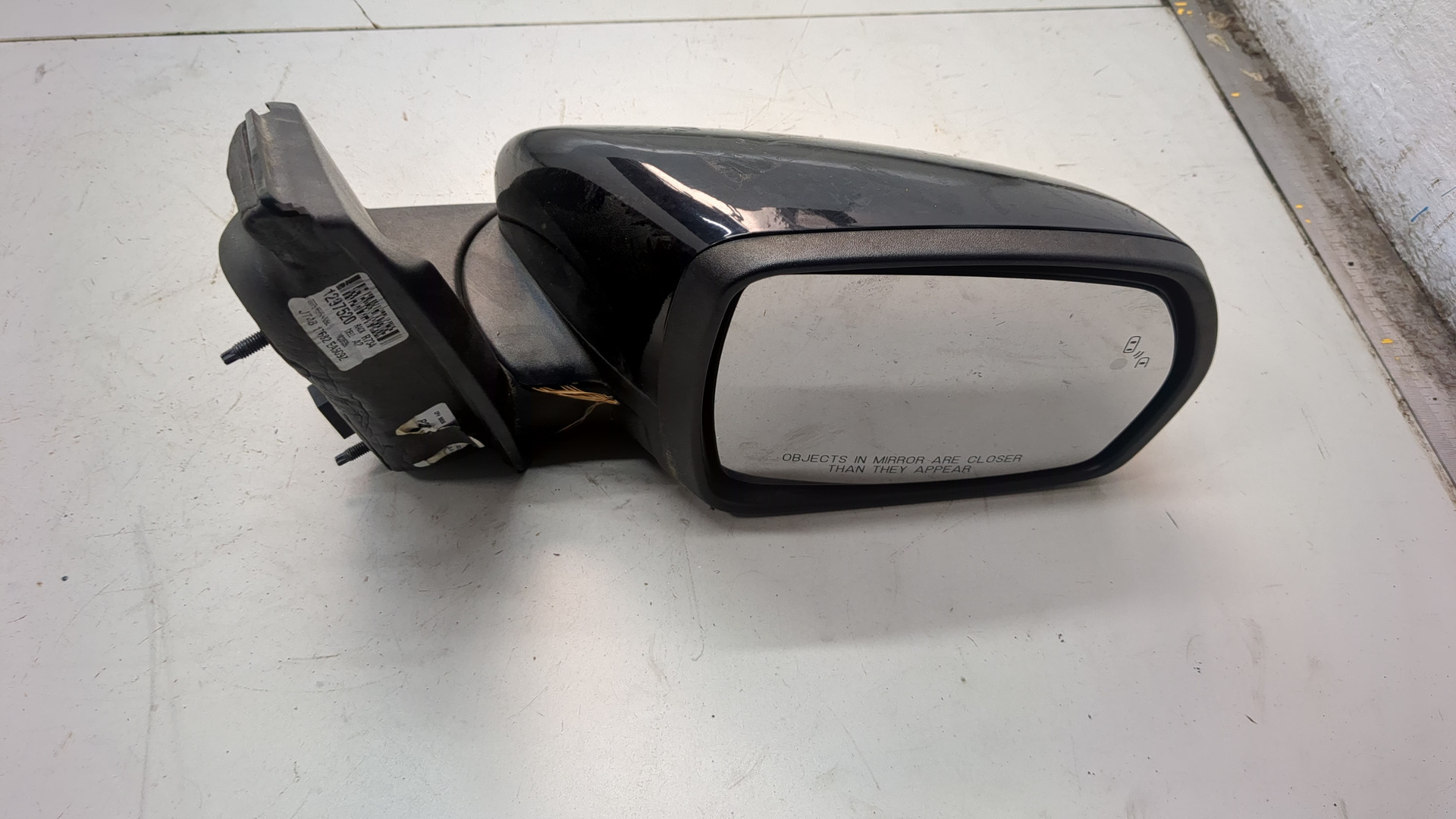 Зеркало правое электрическое