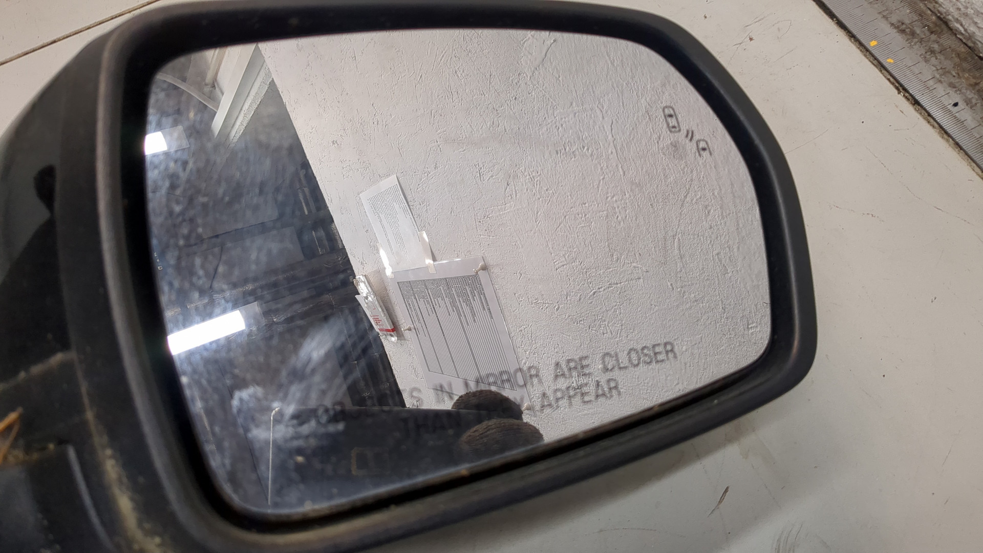 Зеркало правое электрическое