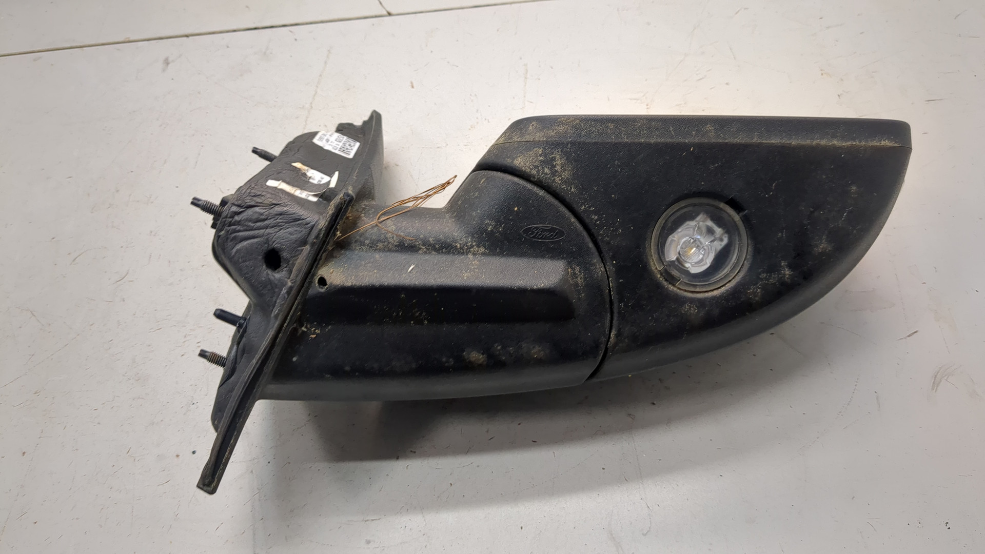 Зеркало правое электрическое