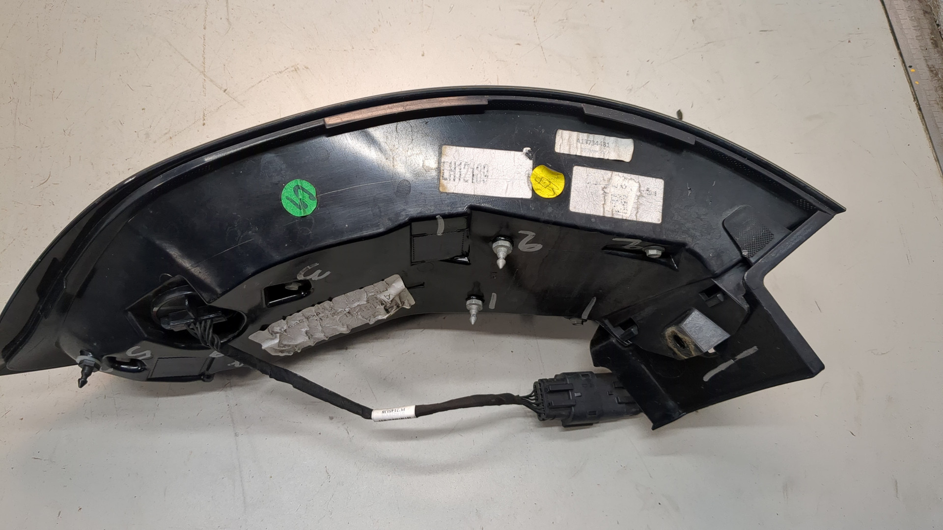 Фонарь задний левый