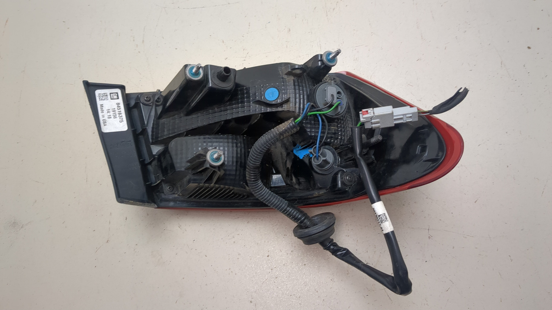 Фонарь задний правый