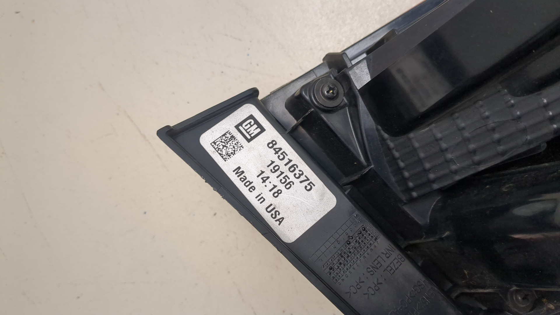 Фонарь задний правый