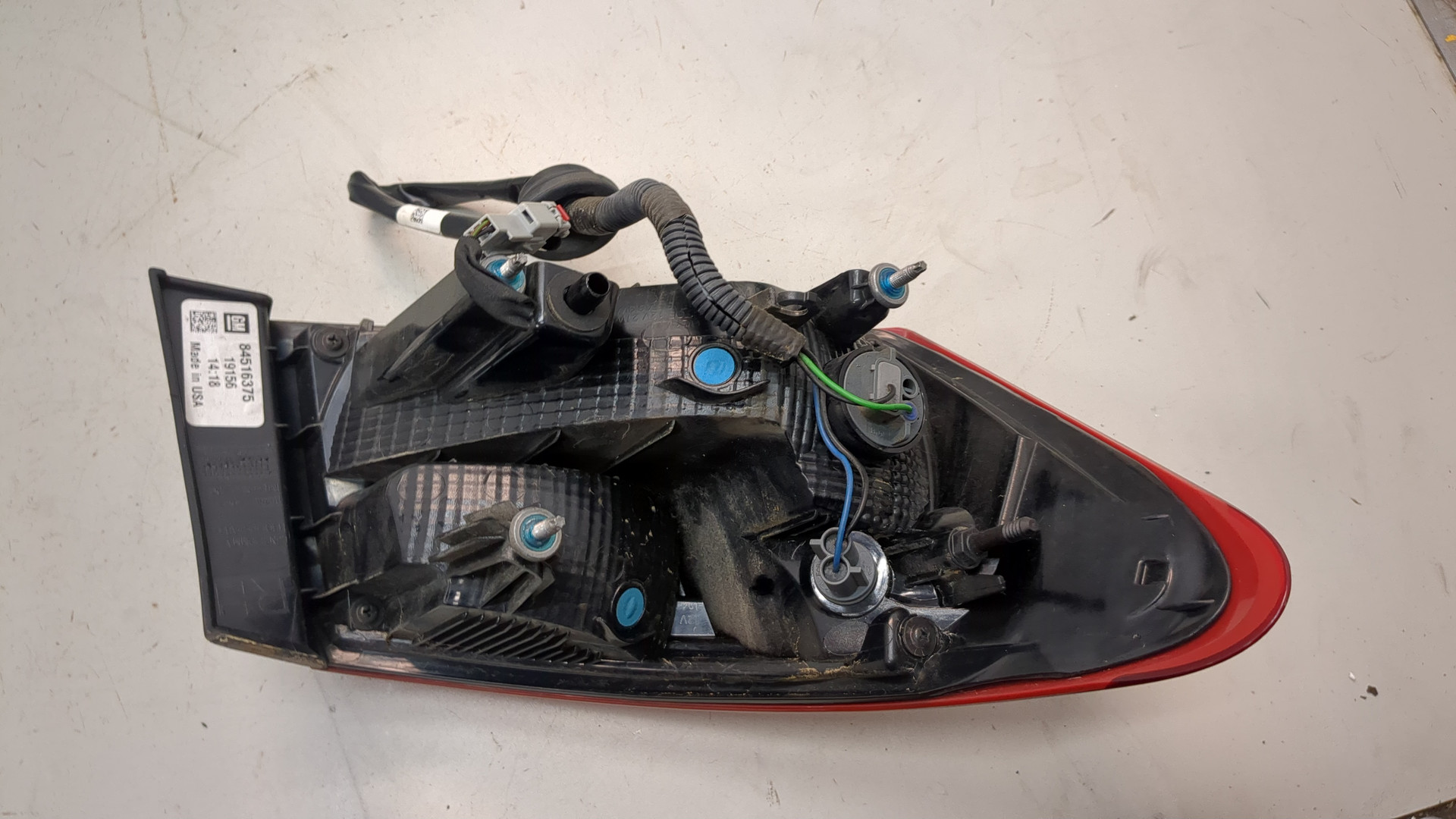 Фонарь задний правый