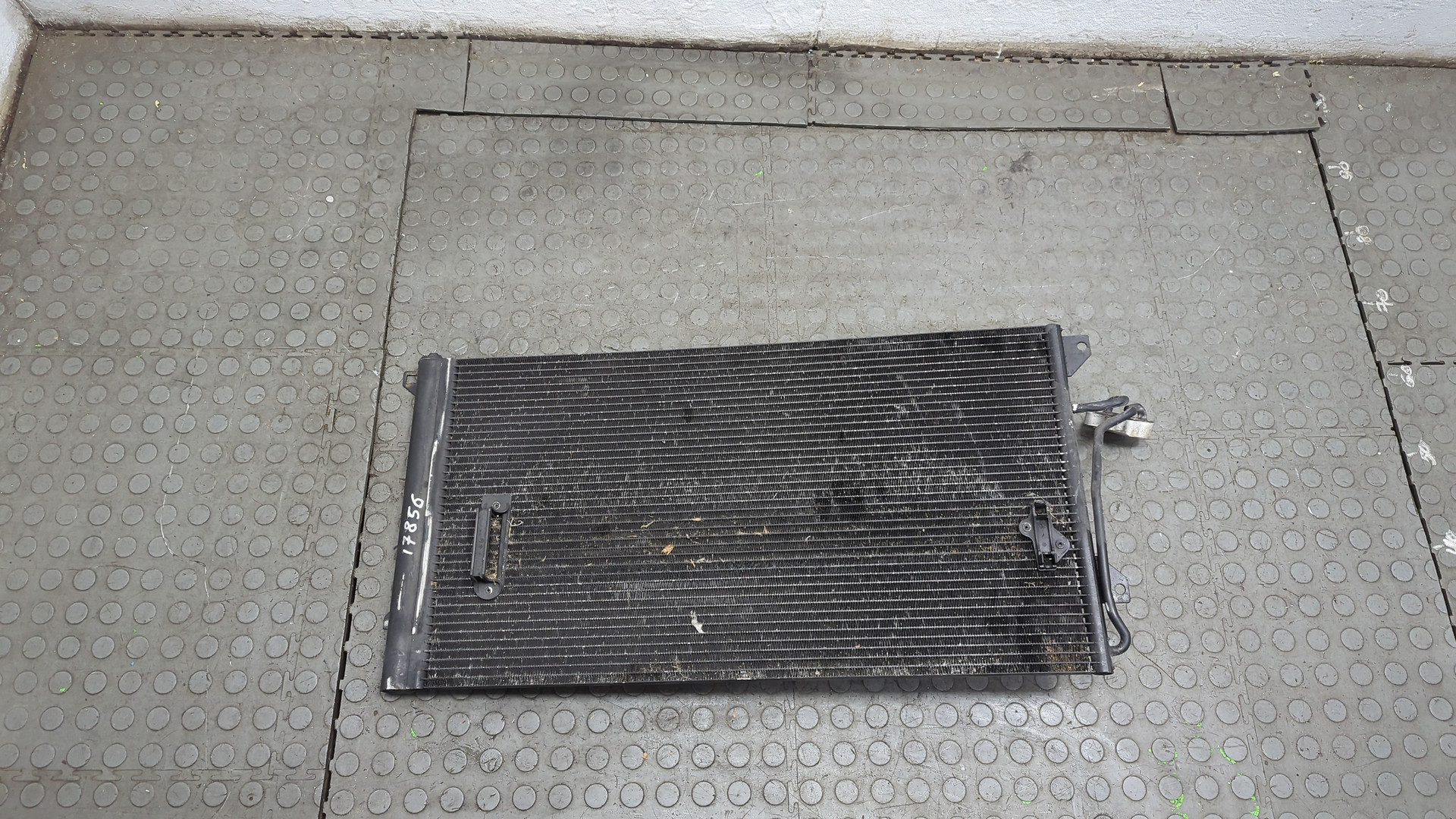 Радиатор кондиционера / конденсер