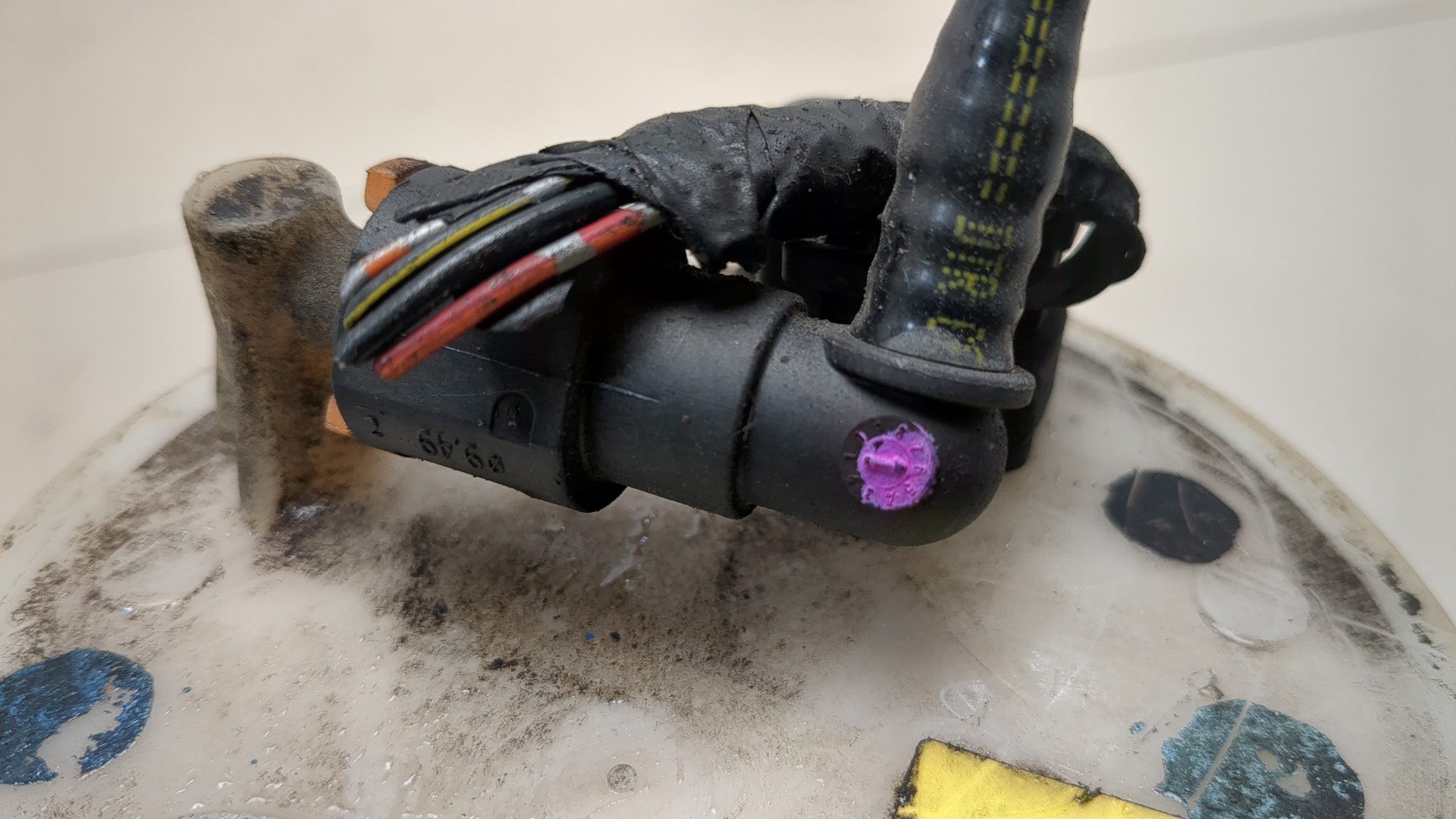 Насос топливный электрический