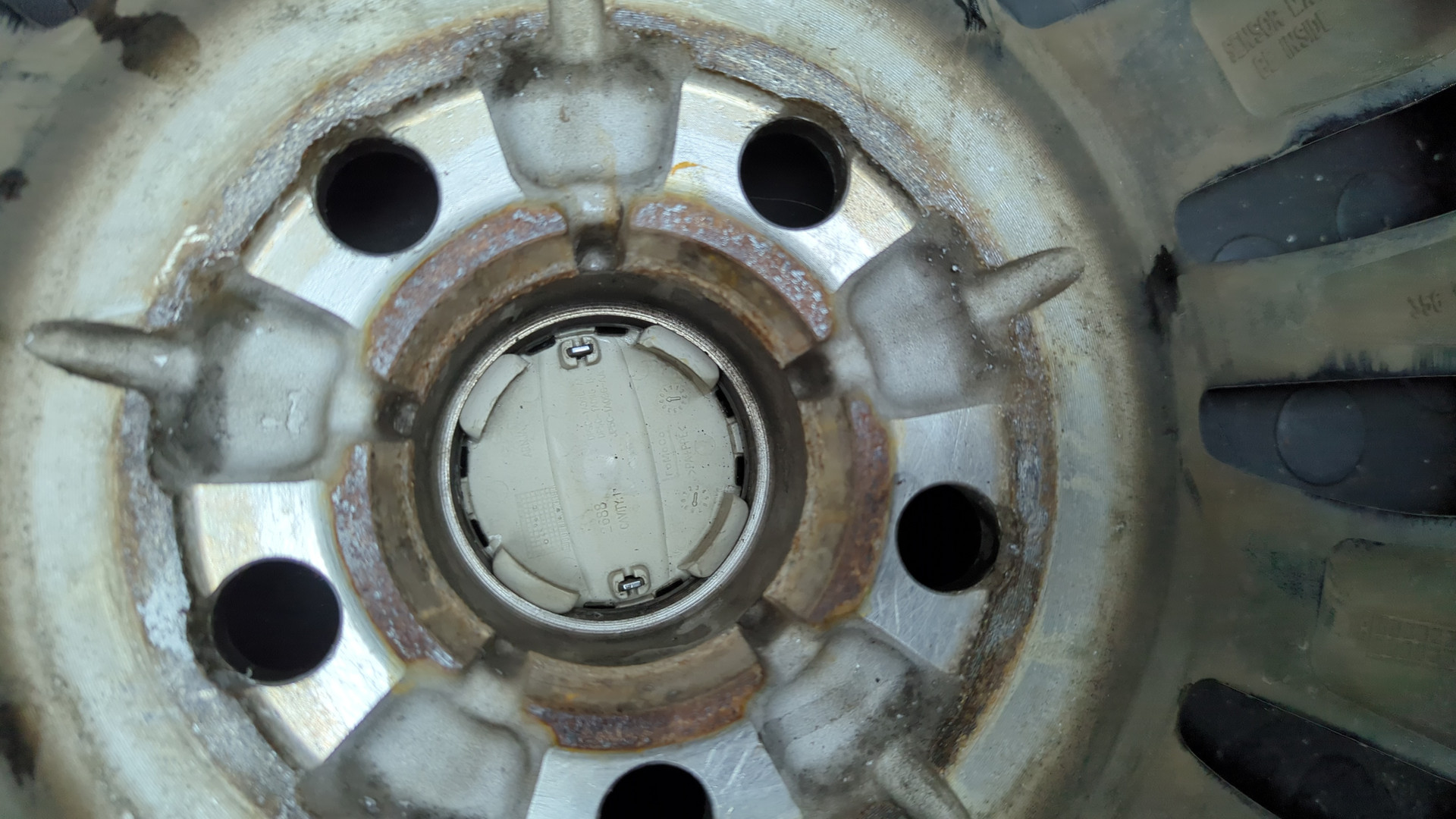 Диск колесный литой легкий сплав