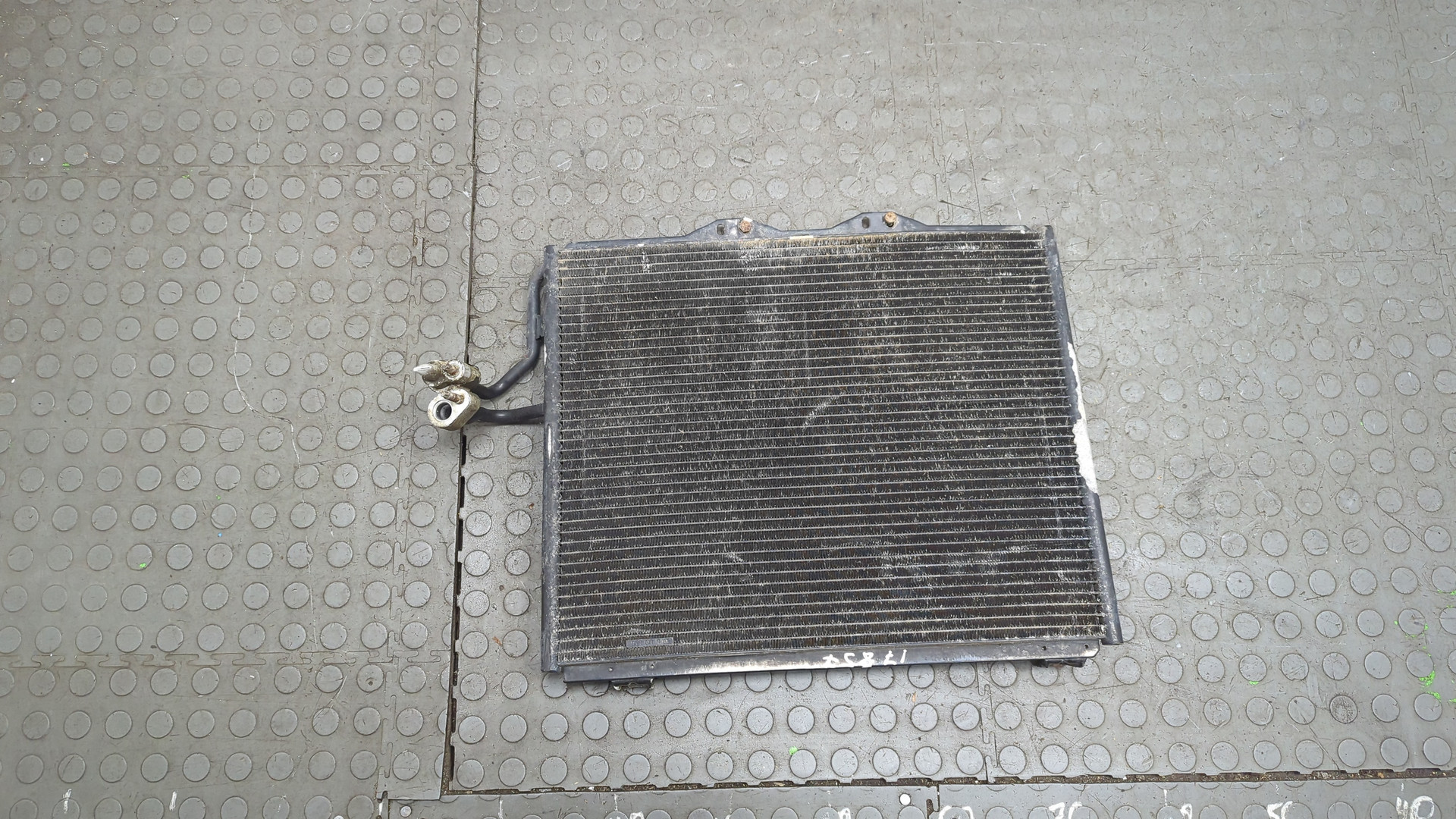 Радиатор кондиционера / конденсер