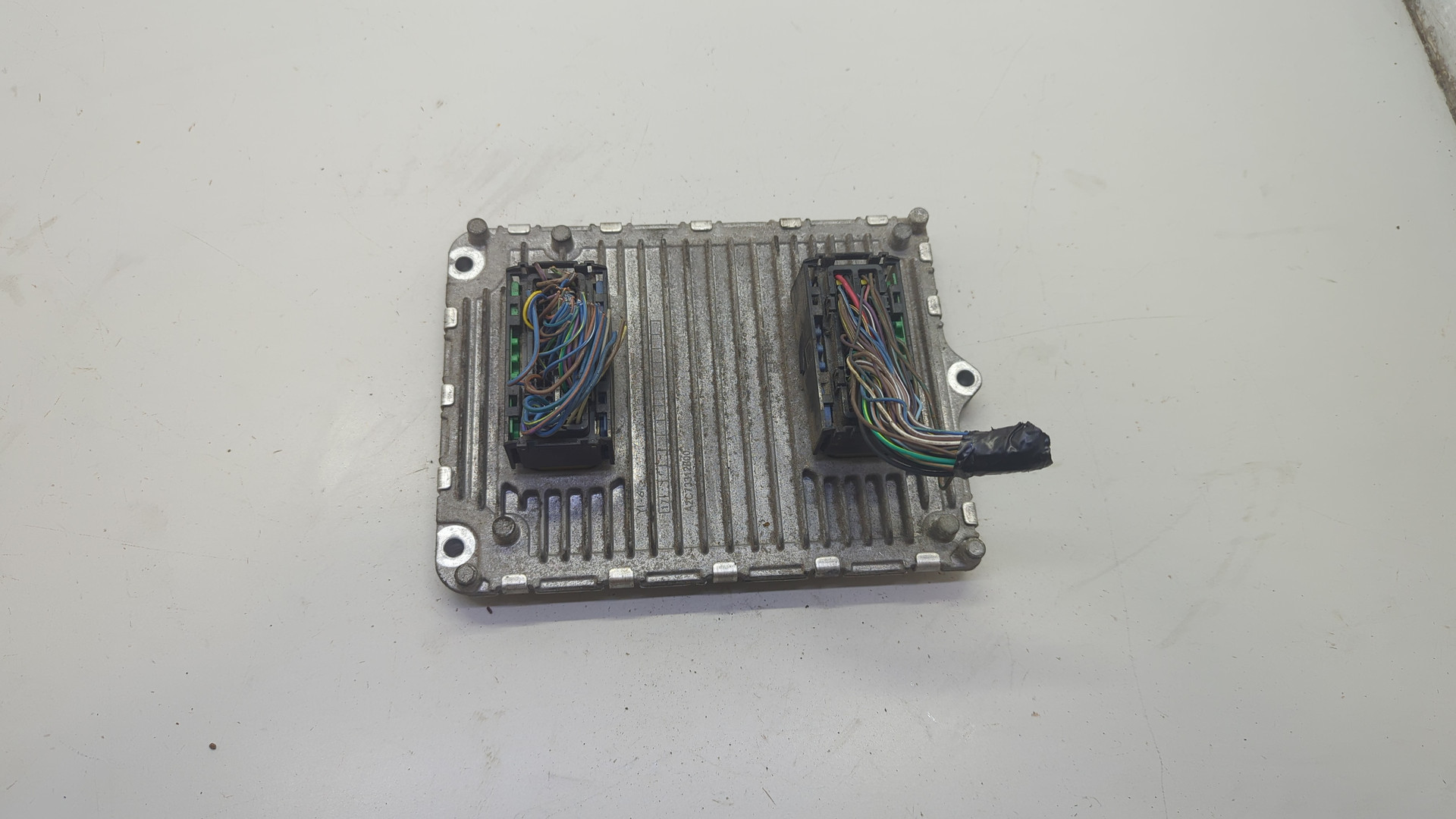 Блок управления двигателем