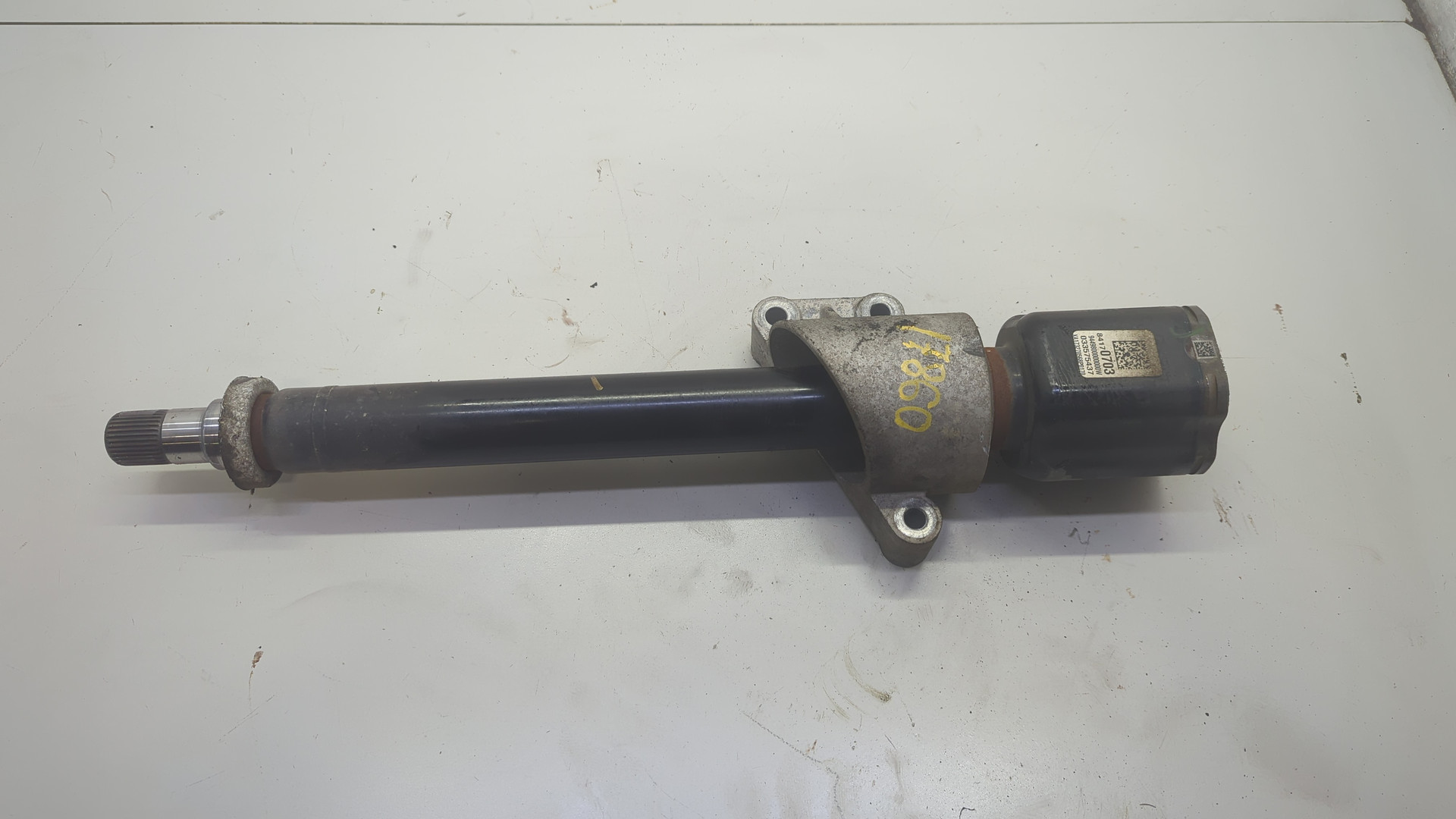 Полуось передняя правая