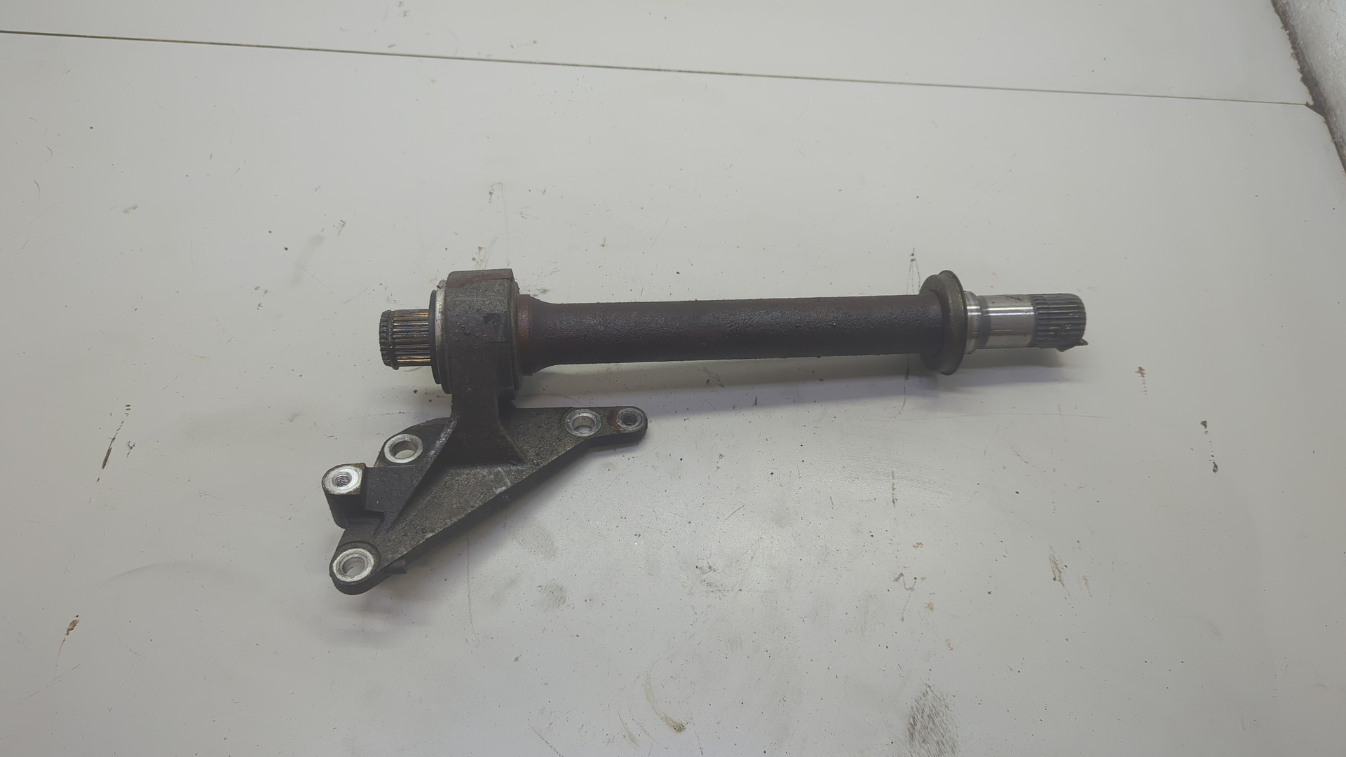 Полуось передняя правая