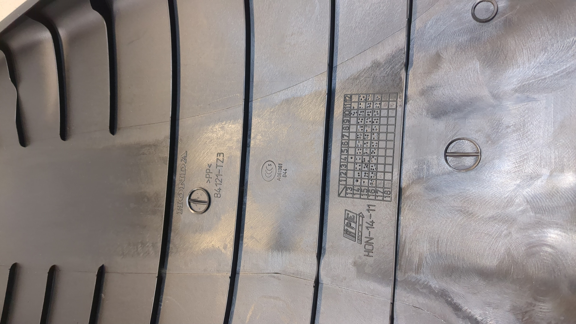 Обшивка стойки