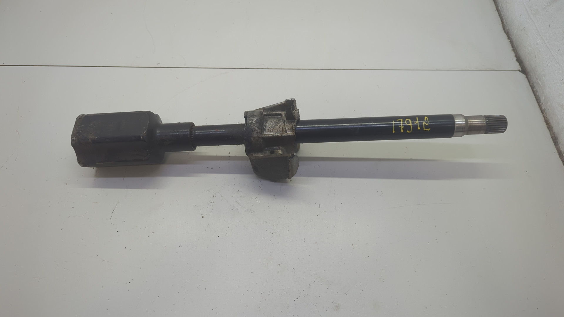 Полуось передняя правая