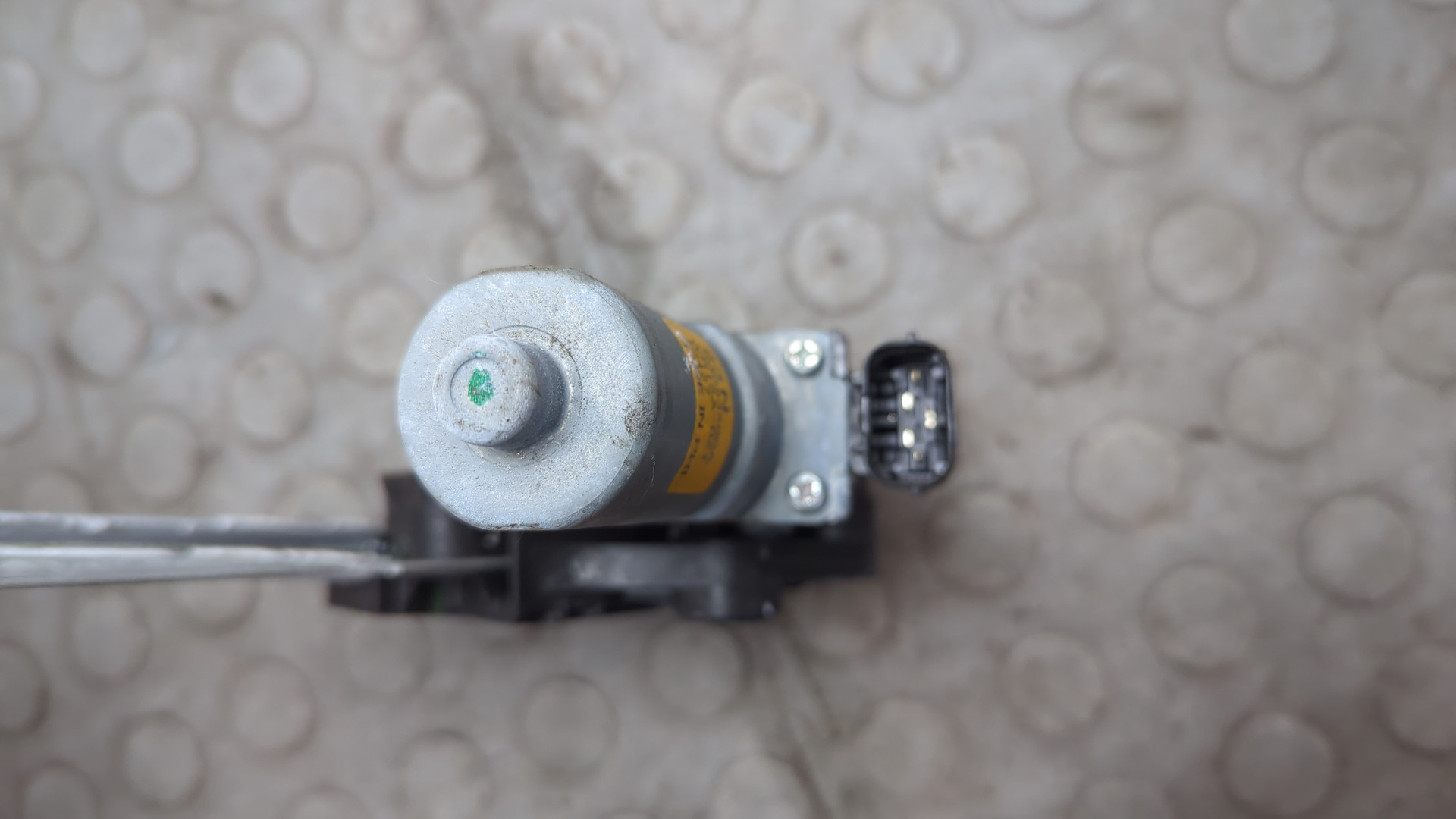 Стеклоподъемник электр. задний левый