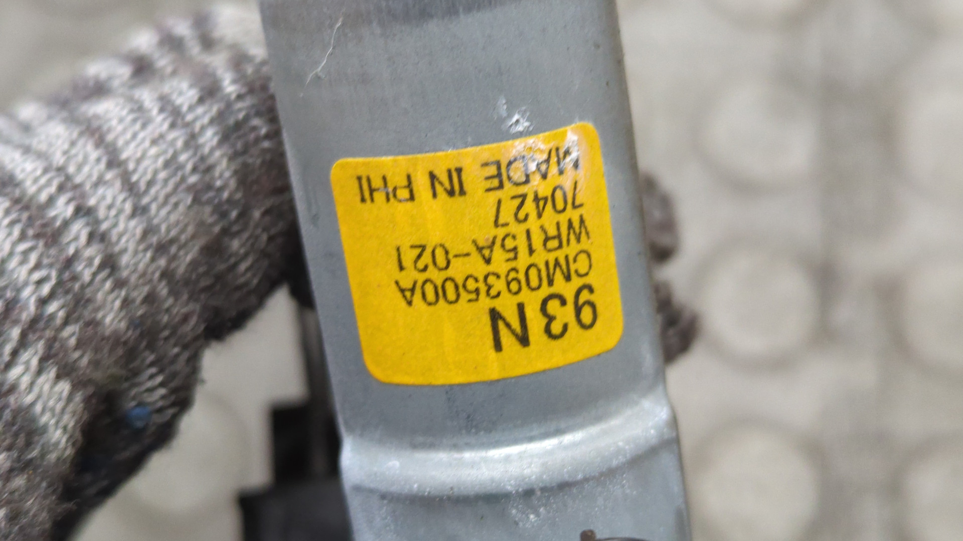 Стеклоподъемник электр. задний левый