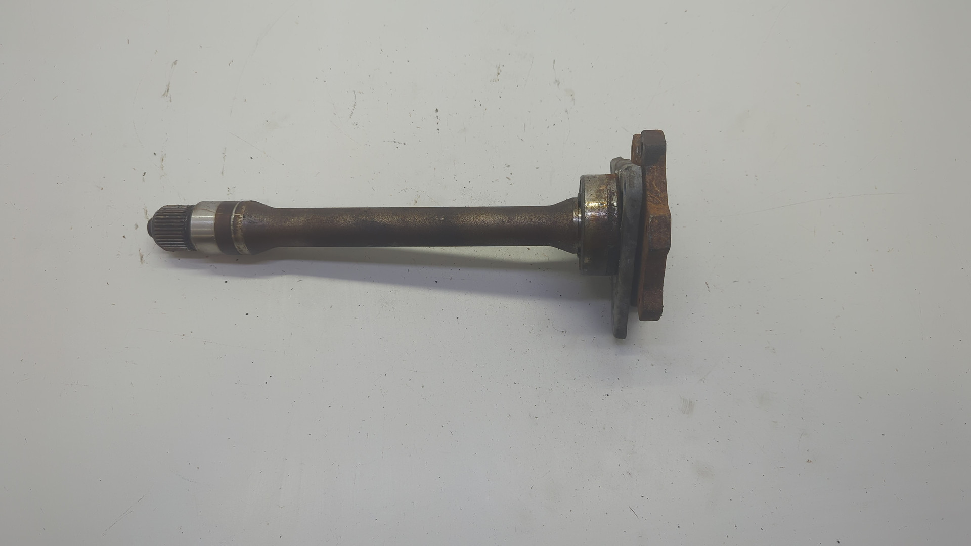 Полуось передняя правая