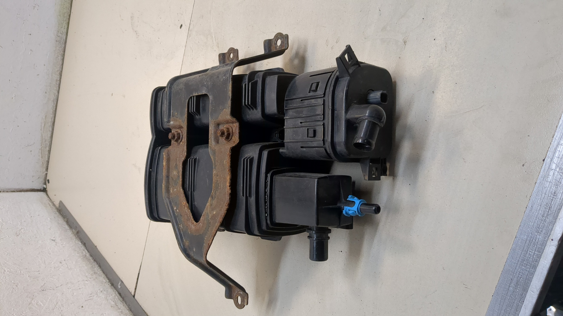 Абсорбер (фильтр угольный)