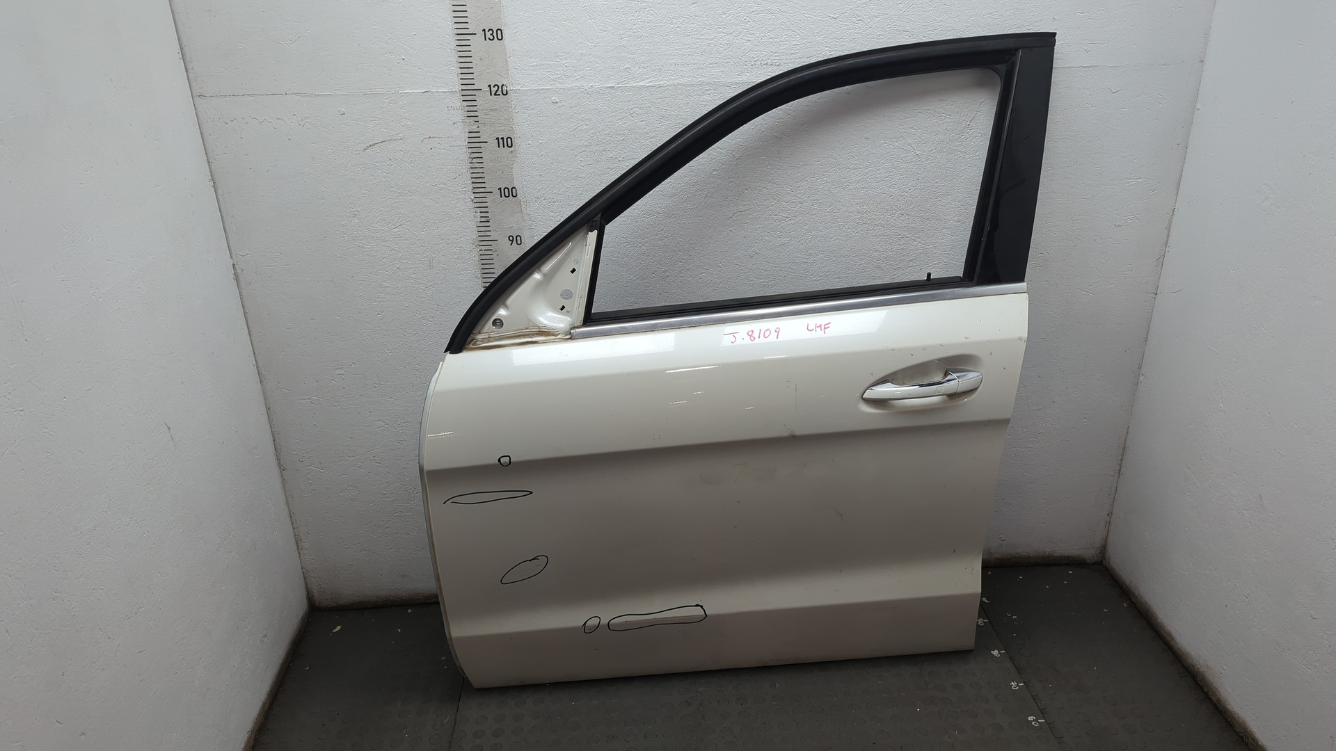 Дверь передняя левая